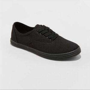 Women’s Lace Up Black Canvas Sneakers Size 11